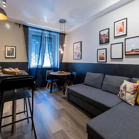 Falco Luxury Apartmán *