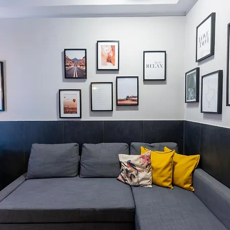 Falco Luxury * ナポリ