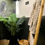 Falco Luxury * نابولي