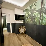 아파트 Falco Luxury