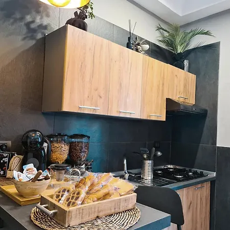 Falco Luxury Apartment *
