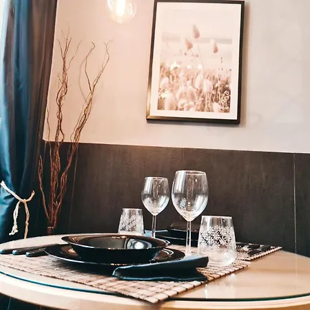 Falco Luxury Apartment